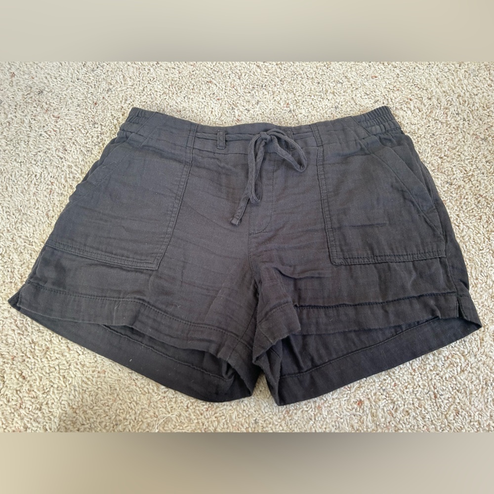 Linen shorts